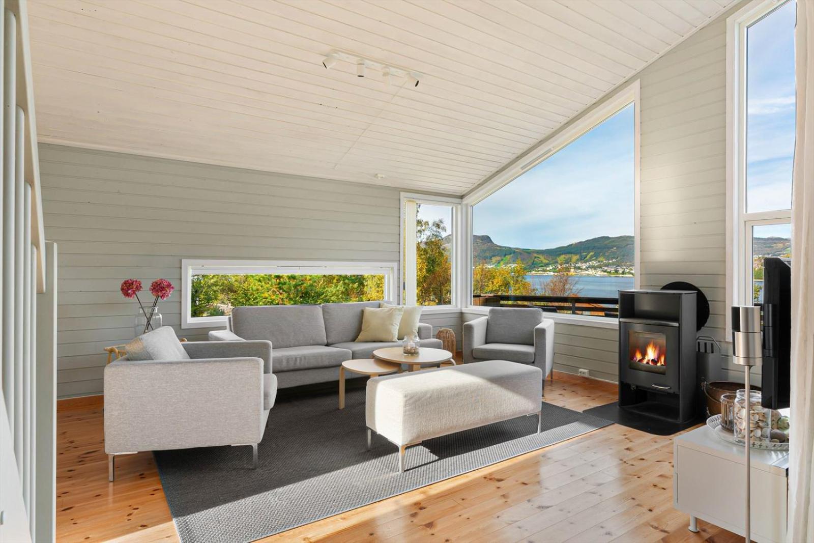 约尔珀兰Charming House Located By The Fjord With The Pultpitrock Within Short Distance别墅 外观 照片
