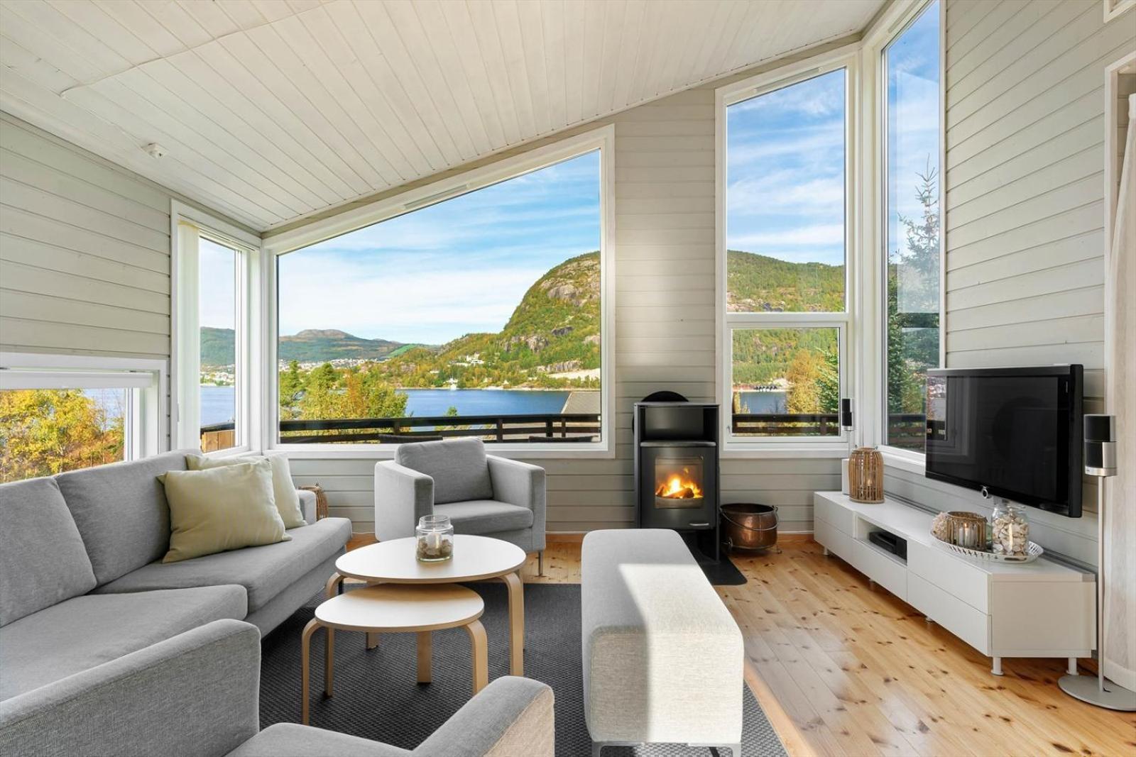 约尔珀兰Charming House Located By The Fjord With The Pultpitrock Within Short Distance别墅 外观 照片