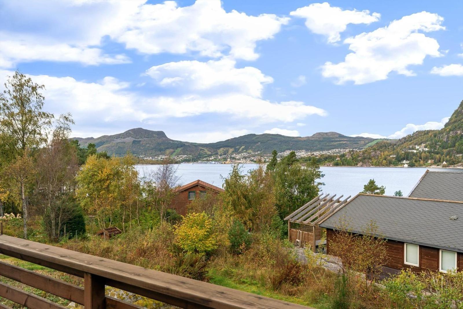 约尔珀兰Charming House Located By The Fjord With The Pultpitrock Within Short Distance别墅 外观 照片