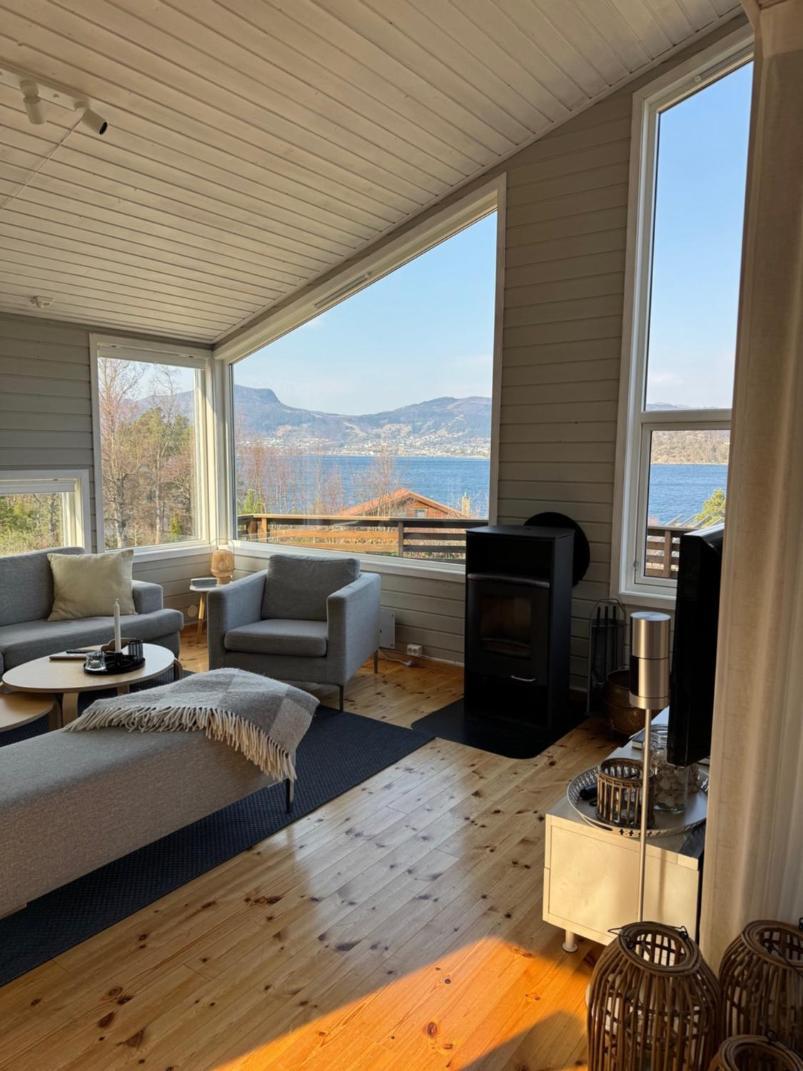 约尔珀兰Charming House Located By The Fjord With The Pultpitrock Within Short Distance别墅 外观 照片