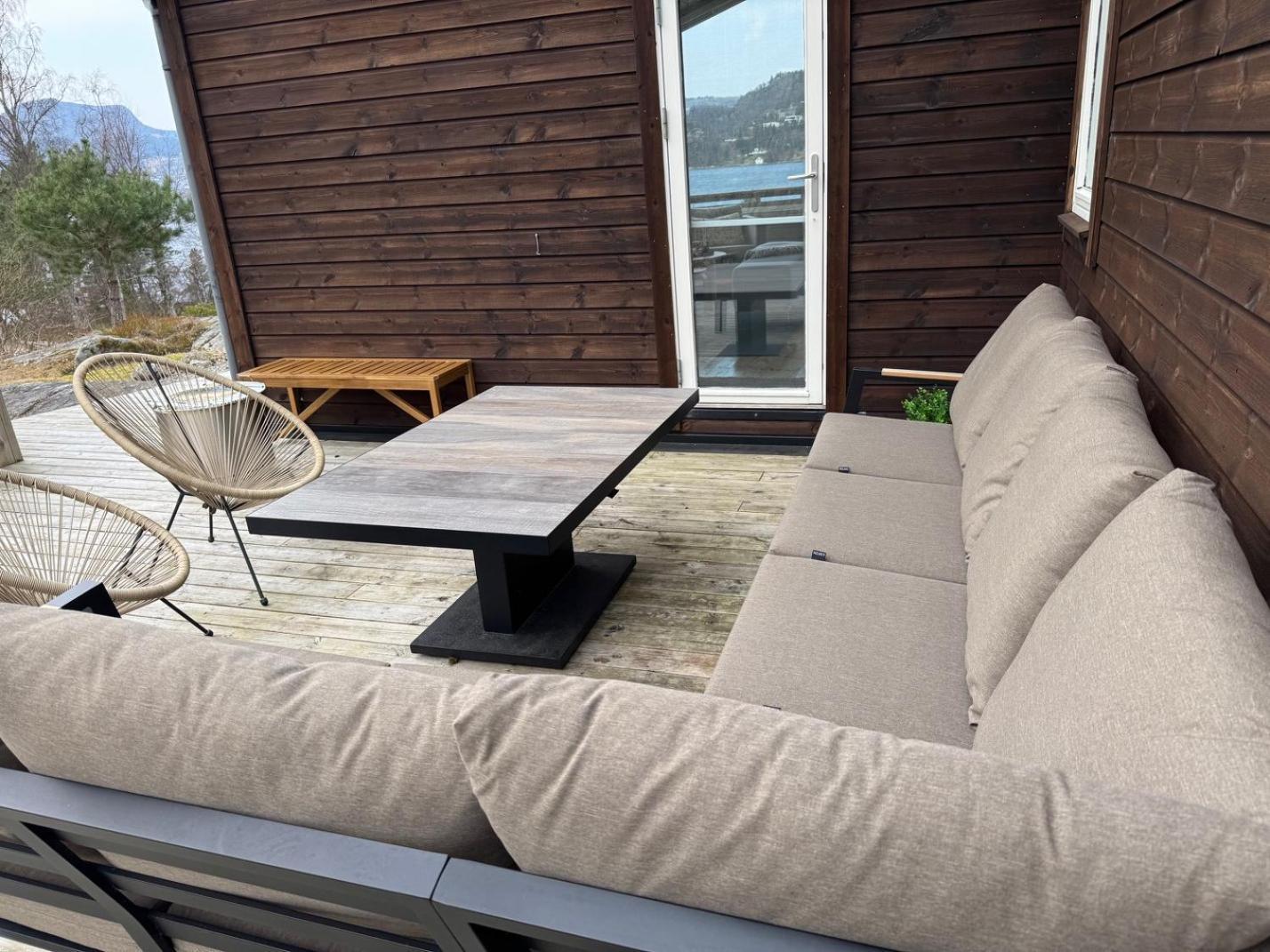 约尔珀兰Charming House Located By The Fjord With The Pultpitrock Within Short Distance别墅 外观 照片